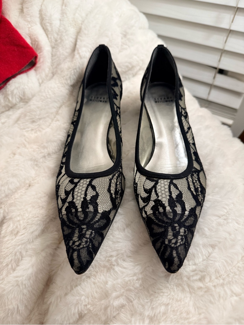 Stuart Weitzman Black Lace Kitten Heel Pumps Sz 9.5